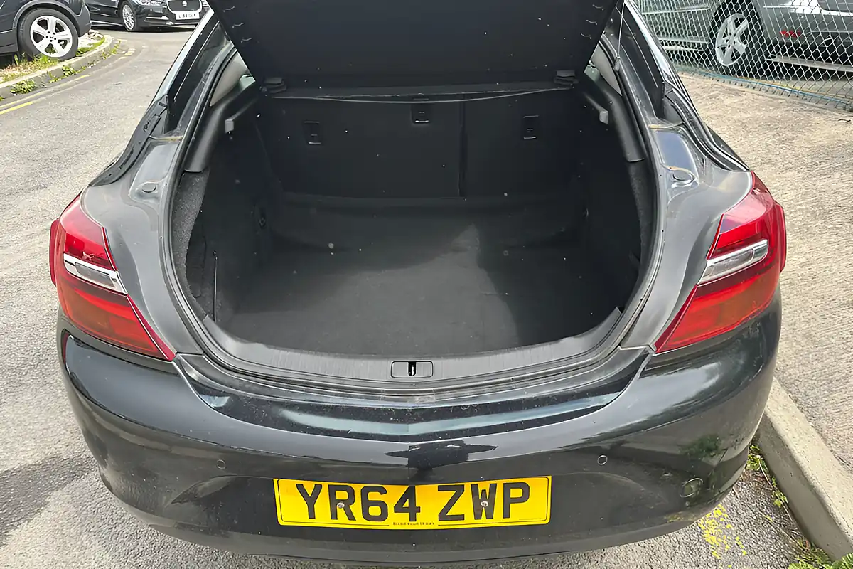Used 2014 Vauxhall Insignia Tech Line Black - Interior and Exterior details 16