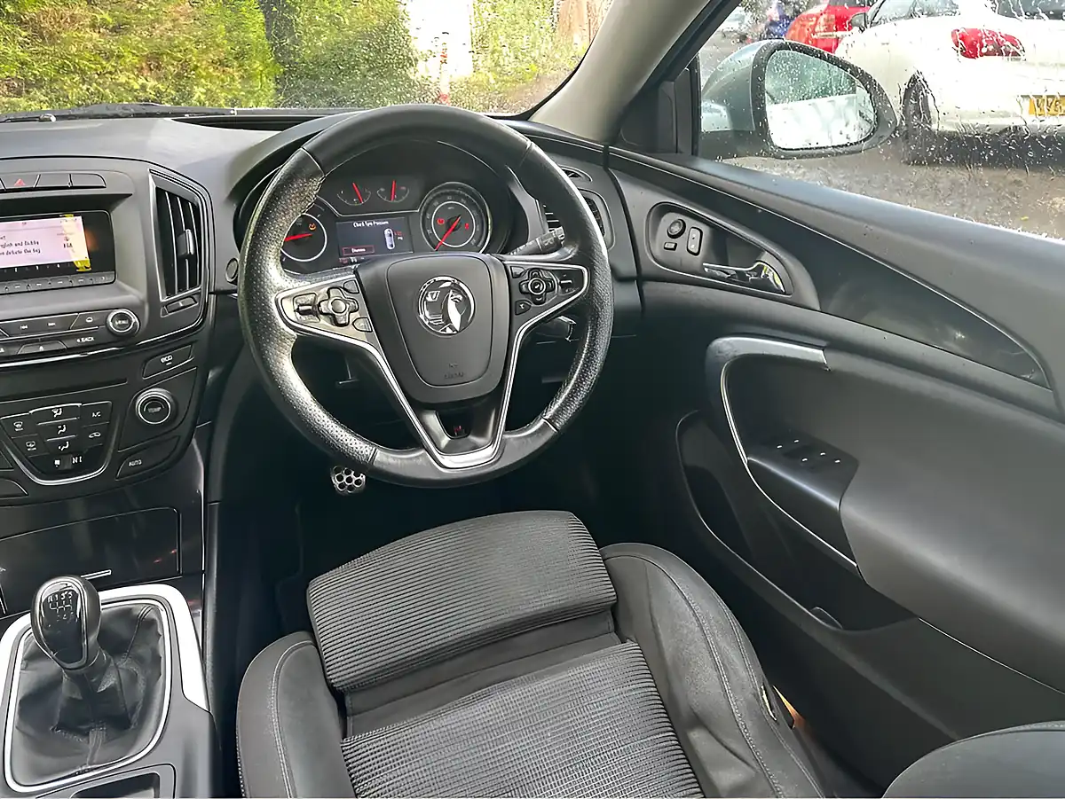 Used 2014 Vauxhall Insignia Tech Line Silver - Interior and Exterior details 13