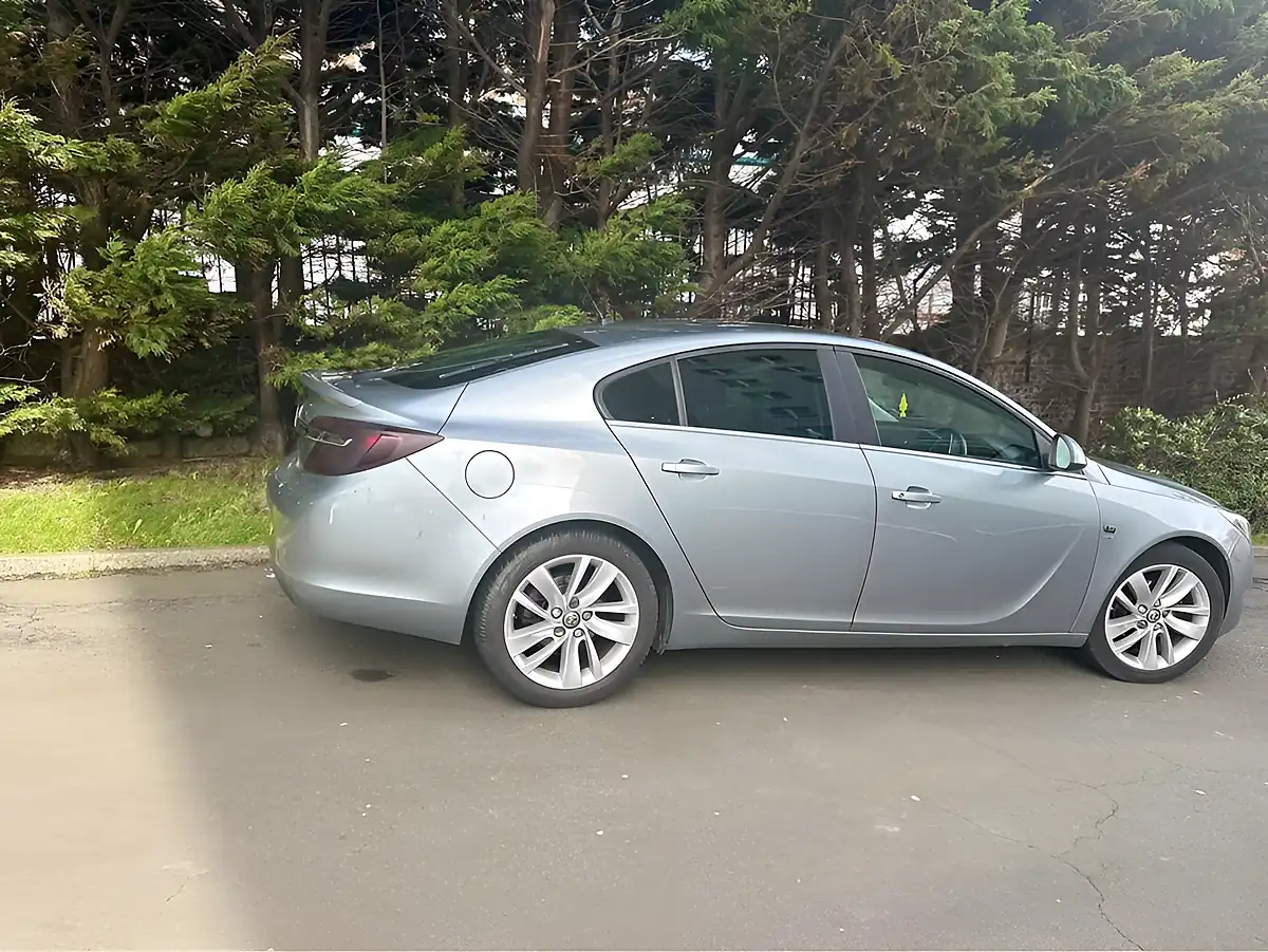 Used 2014 Vauxhall Insignia Tech Line Silver - Interior and Exterior details 3