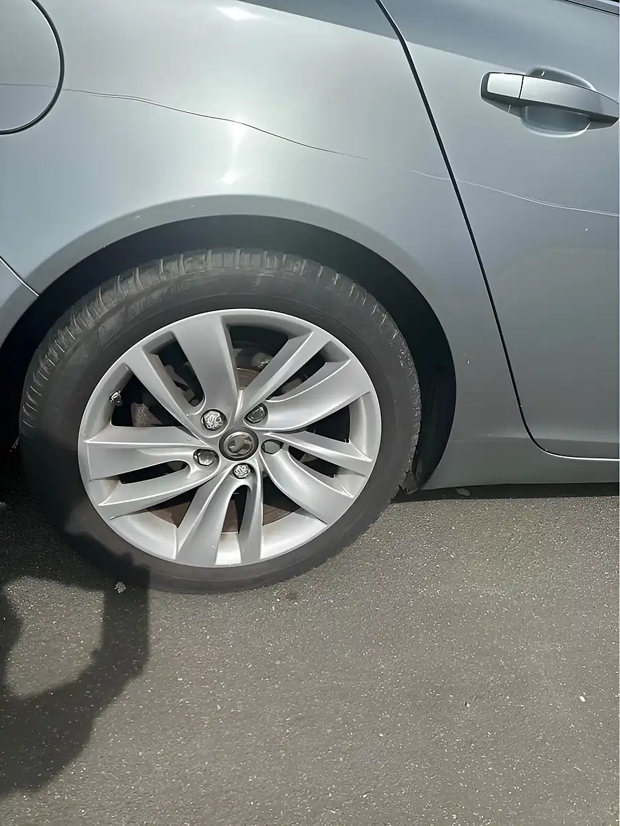 Used 2014 Vauxhall Insignia Tech Line Silver - Interior and Exterior details 4