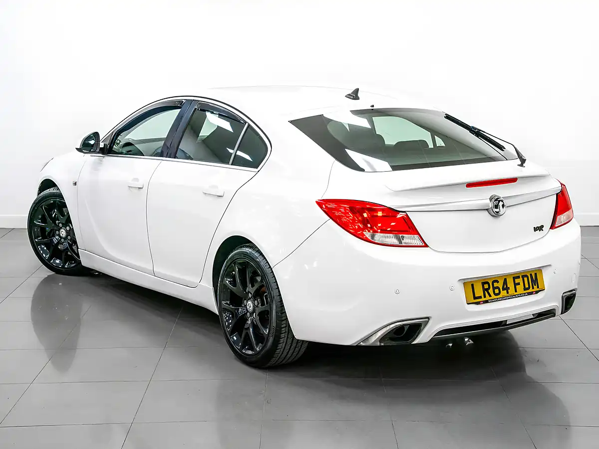 Used 2014 Vauxhall Insignia Vxr Supersport White - Interior and Exterior details 9