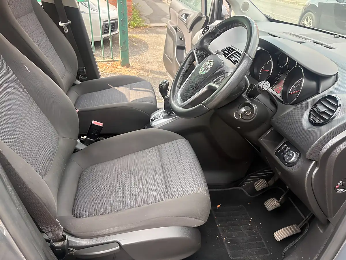 Used 2014 Vauxhall Meriva Life Grey - Interior and Exterior details 16