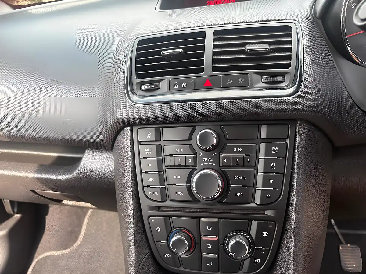 Used 2014 Vauxhall Meriva Life Grey - Interior and Exterior details 18