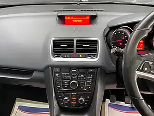 Used 2014 Vauxhall Meriva Se Blue - Interior and Exterior details 11