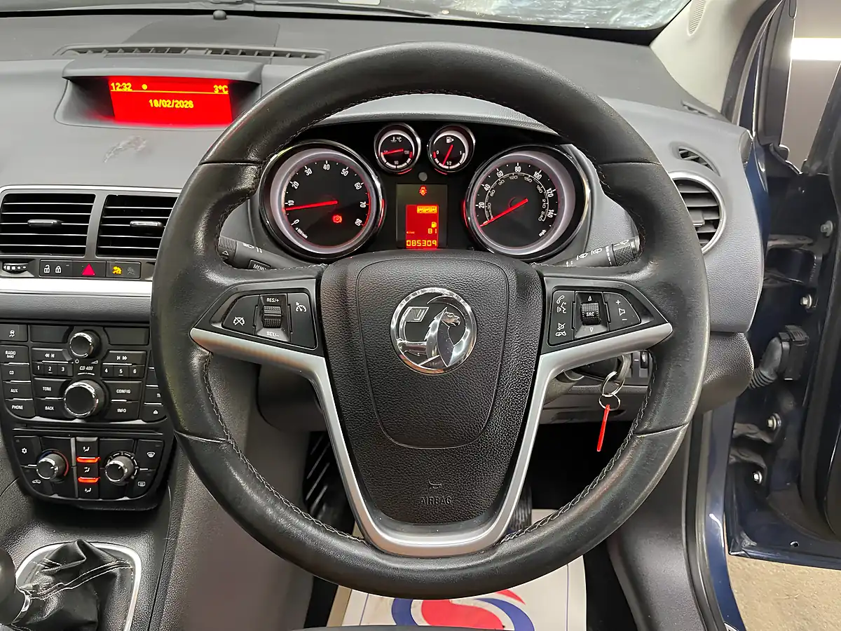 Used 2014 Vauxhall Meriva Se Blue - Interior and Exterior details 7