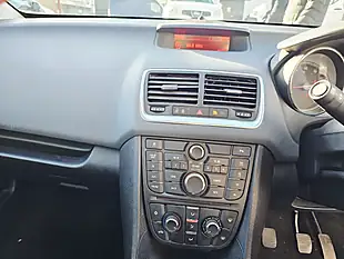 Used 2014 Vauxhall Meriva Se Blue - Interior and Exterior details 11