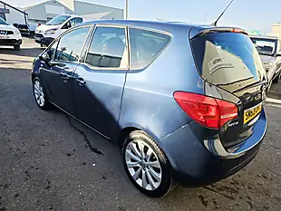 Used 2014 Vauxhall Meriva Se Blue - Interior and Exterior details 3