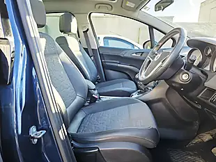 Used 2014 Vauxhall Meriva Se Blue - Interior and Exterior details 9
