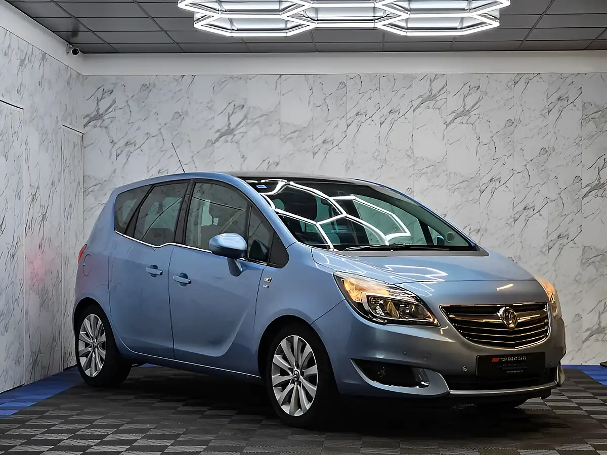 Used 2014 Vauxhall Meriva Se Blue - Front View