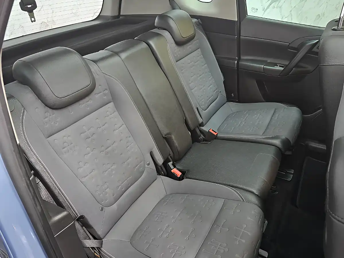 Used 2014 Vauxhall Meriva Se Blue - Interior and Exterior details 15