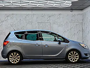 Used 2014 Vauxhall Meriva Se Blue - Interior and Exterior details 8