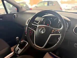 Used 2014 Vauxhall Meriva Se White - Interior and Exterior details 10