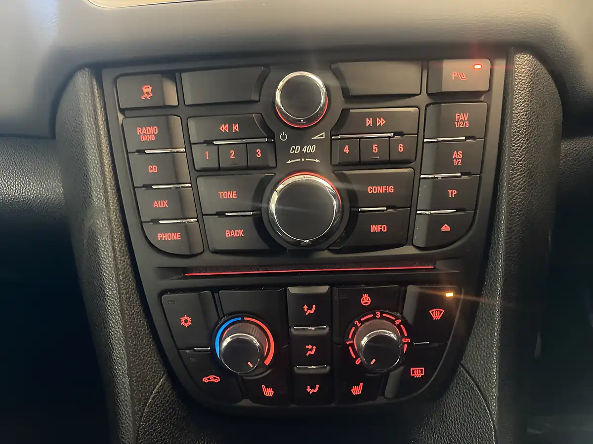 Used 2014 Vauxhall Meriva Tech Line Brown - Interior and Exterior details 9
