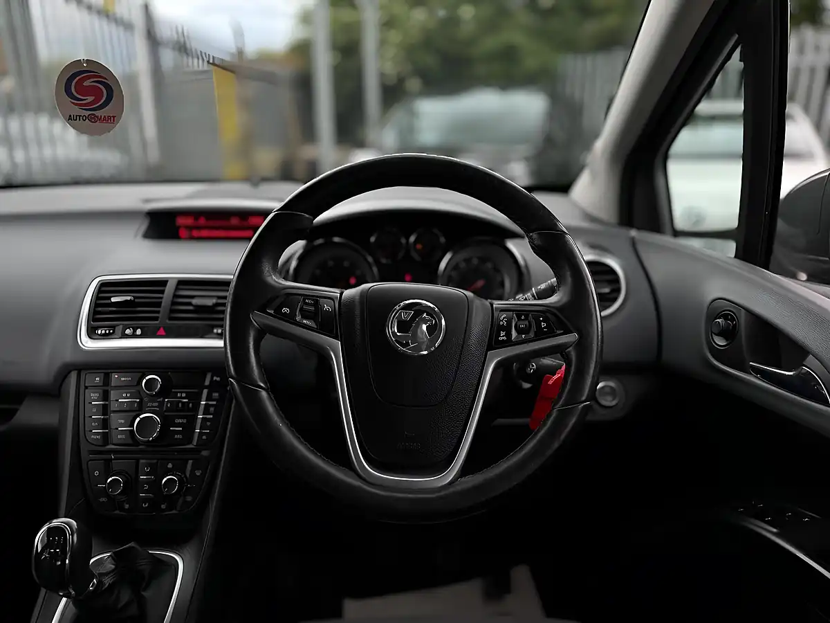 Used 2014 Vauxhall Meriva Tech Line Grey - Interior and Exterior details 14