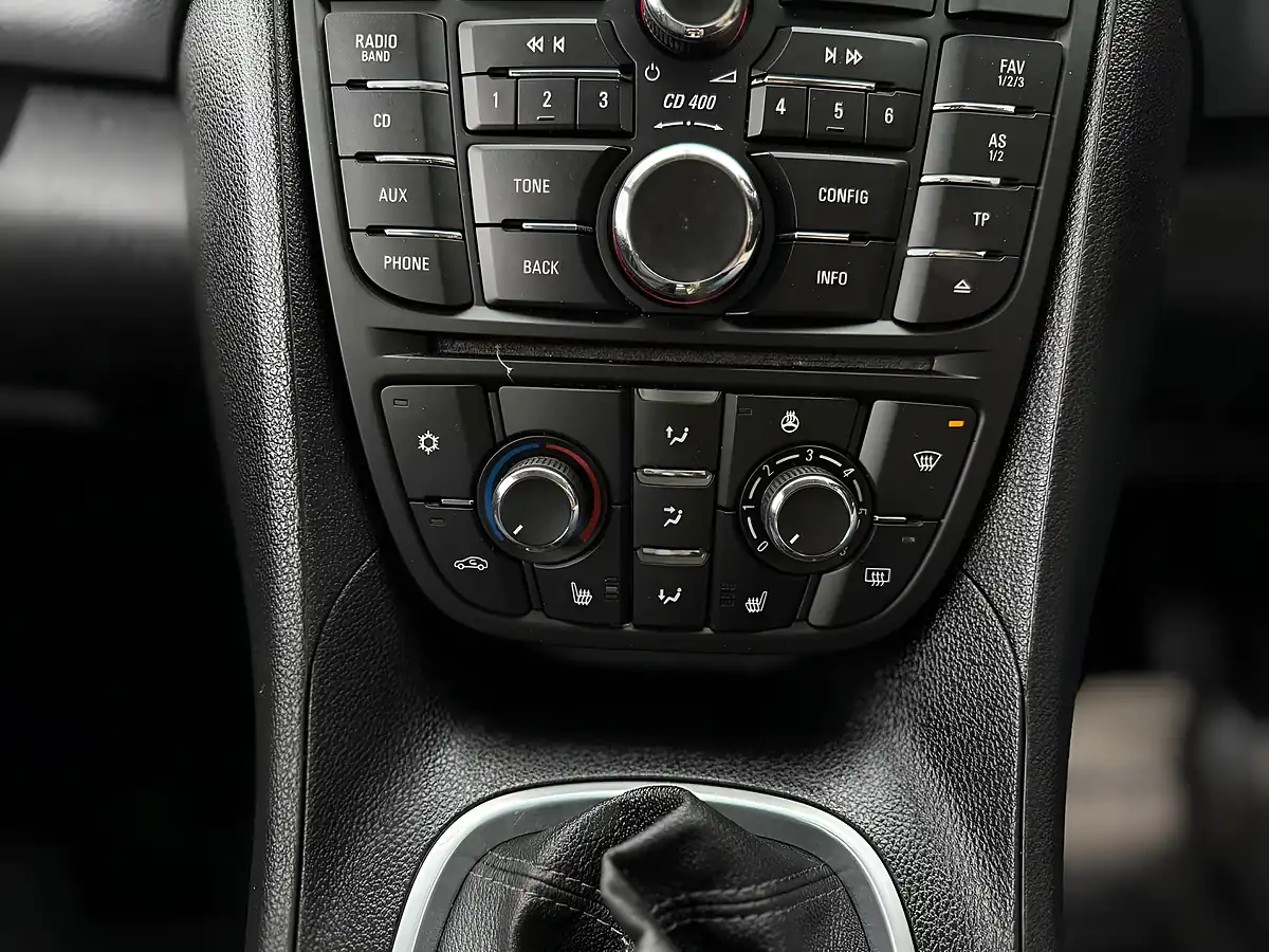 Used 2014 Vauxhall Meriva Tech Line Grey - Interior and Exterior details 18