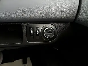 Used 2014 Vauxhall Meriva Tech Line Grey - Interior and Exterior details 19