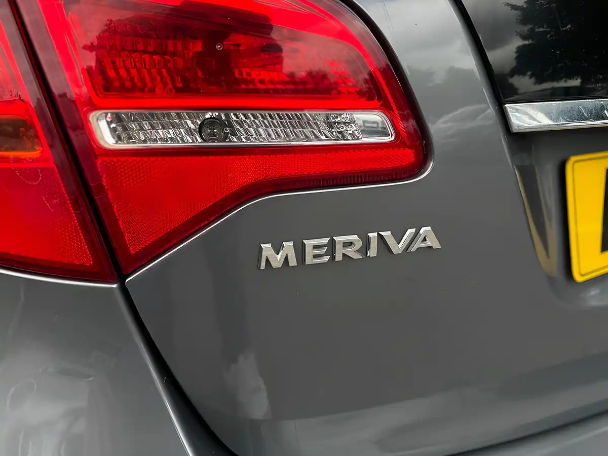 Used 2014 Vauxhall Meriva Tech Line Grey - Interior and Exterior details 20