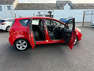 Used 2014 Vauxhall Meriva Tech Line Red - Interior and Exterior details 12