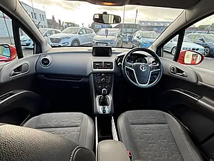 Used 2014 Vauxhall Meriva Tech Line Red - Interior and Exterior details 14