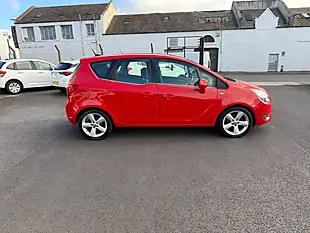 Used 2014 Vauxhall Meriva Tech Line Red - Interior and Exterior details 4