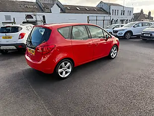 Used 2014 Vauxhall Meriva Tech Line Red - Interior and Exterior details 5