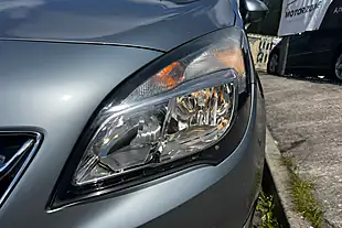 Used 2014 Vauxhall Meriva Tech Line Silver - Interior and Exterior details 18