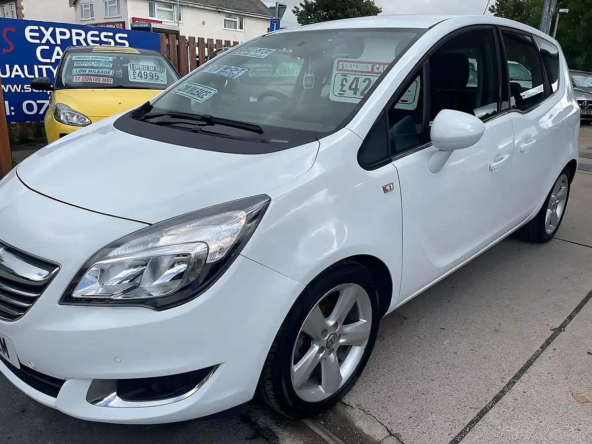 Used 2014 Vauxhall Meriva Tech Line White - Interior and Exterior details 18