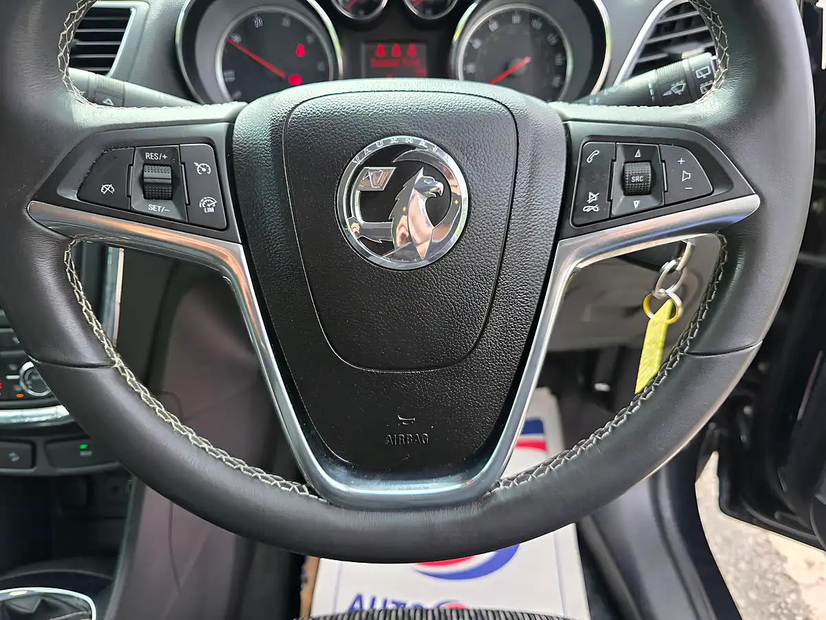 Used 2014 Vauxhall Mokka Exclusiv 4WD Black - Interior and Exterior details 16