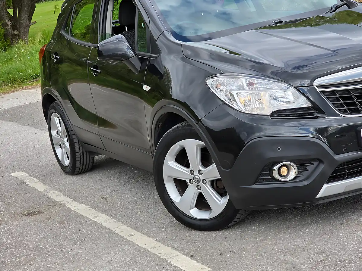 Used 2014 Vauxhall Mokka Exclusiv 4WD Black - Interior and Exterior details 19