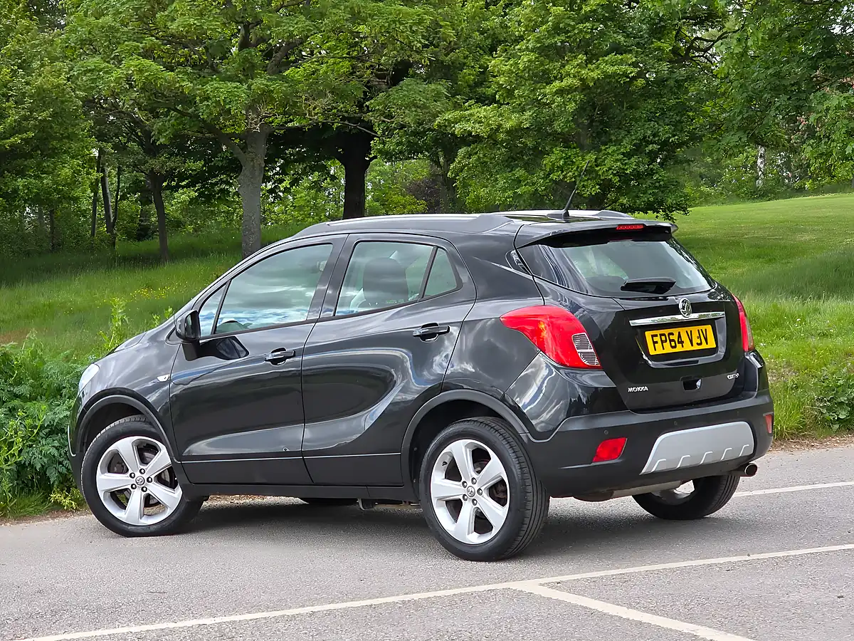 Used 2014 Vauxhall Mokka Exclusiv 4WD Black - Interior and Exterior details 5