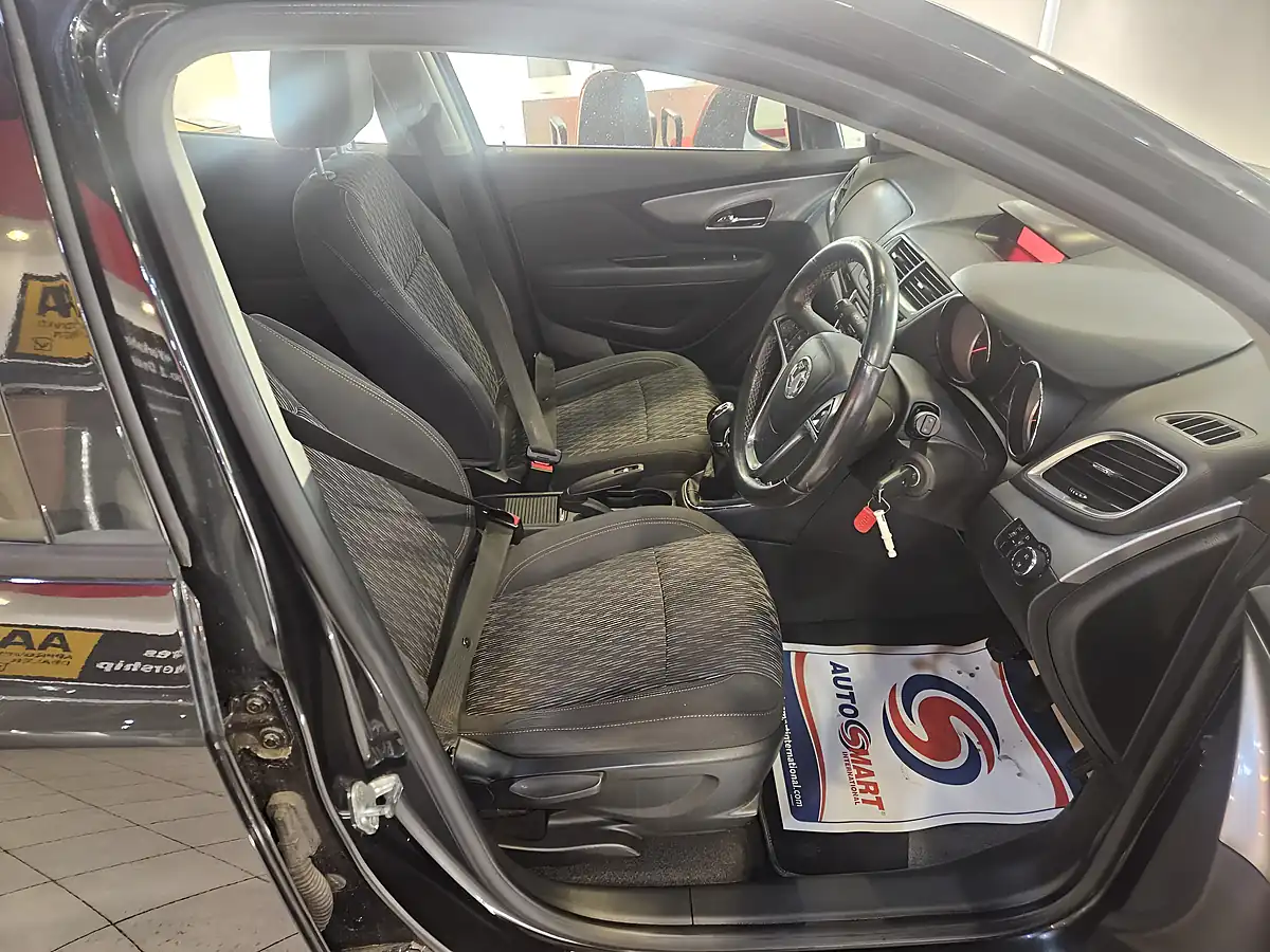 Used 2014 Vauxhall Mokka Exclusiv Black - Interior and Exterior details 12