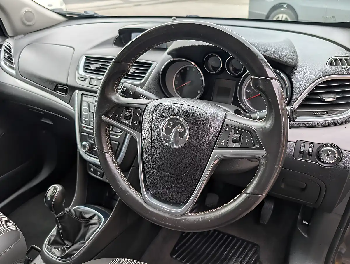 Used 2014 Vauxhall Mokka Exclusiv Black - Interior and Exterior details 9