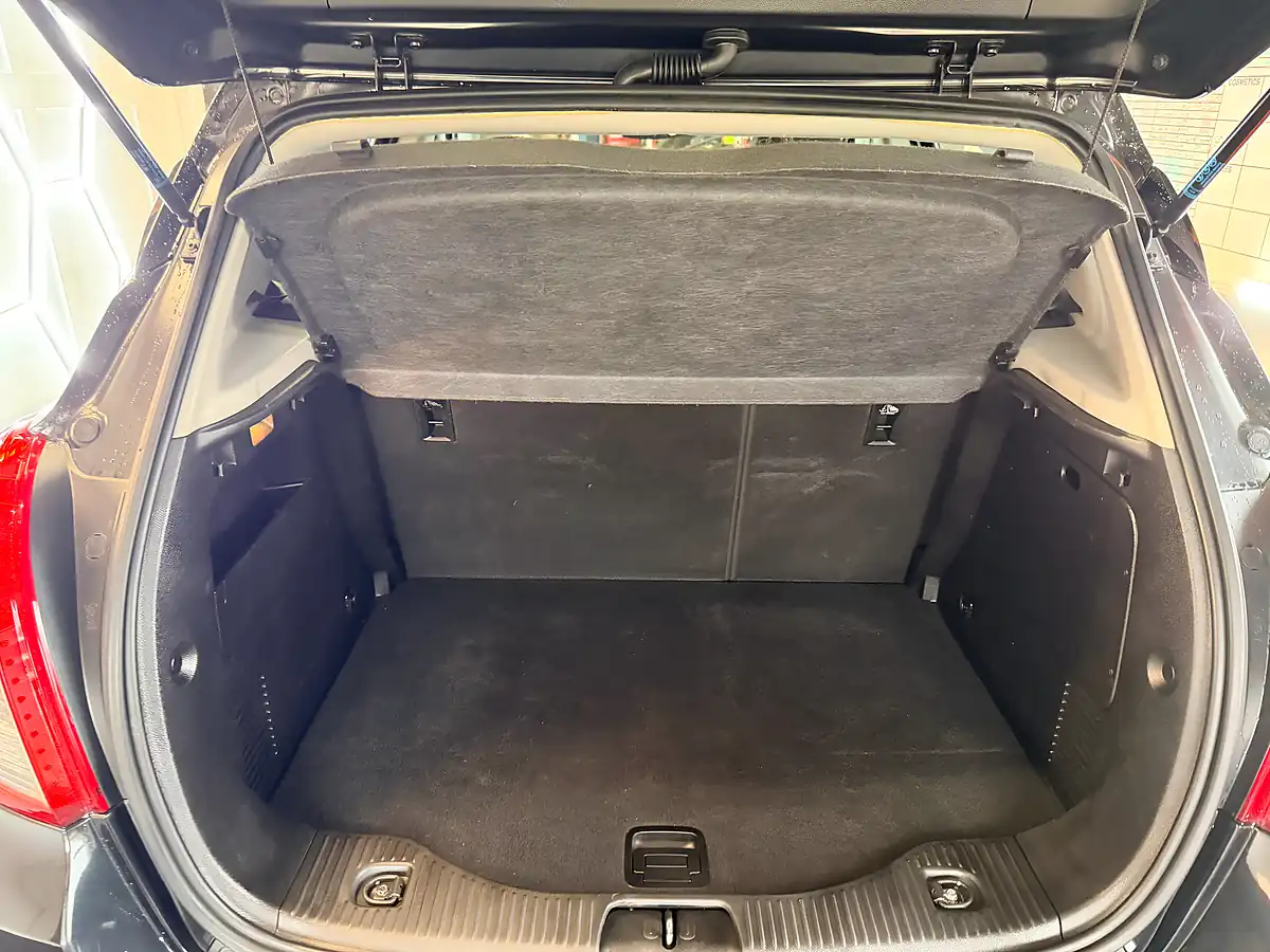 Used 2014 Vauxhall Mokka Exclusiv Black - Interior and Exterior details 10