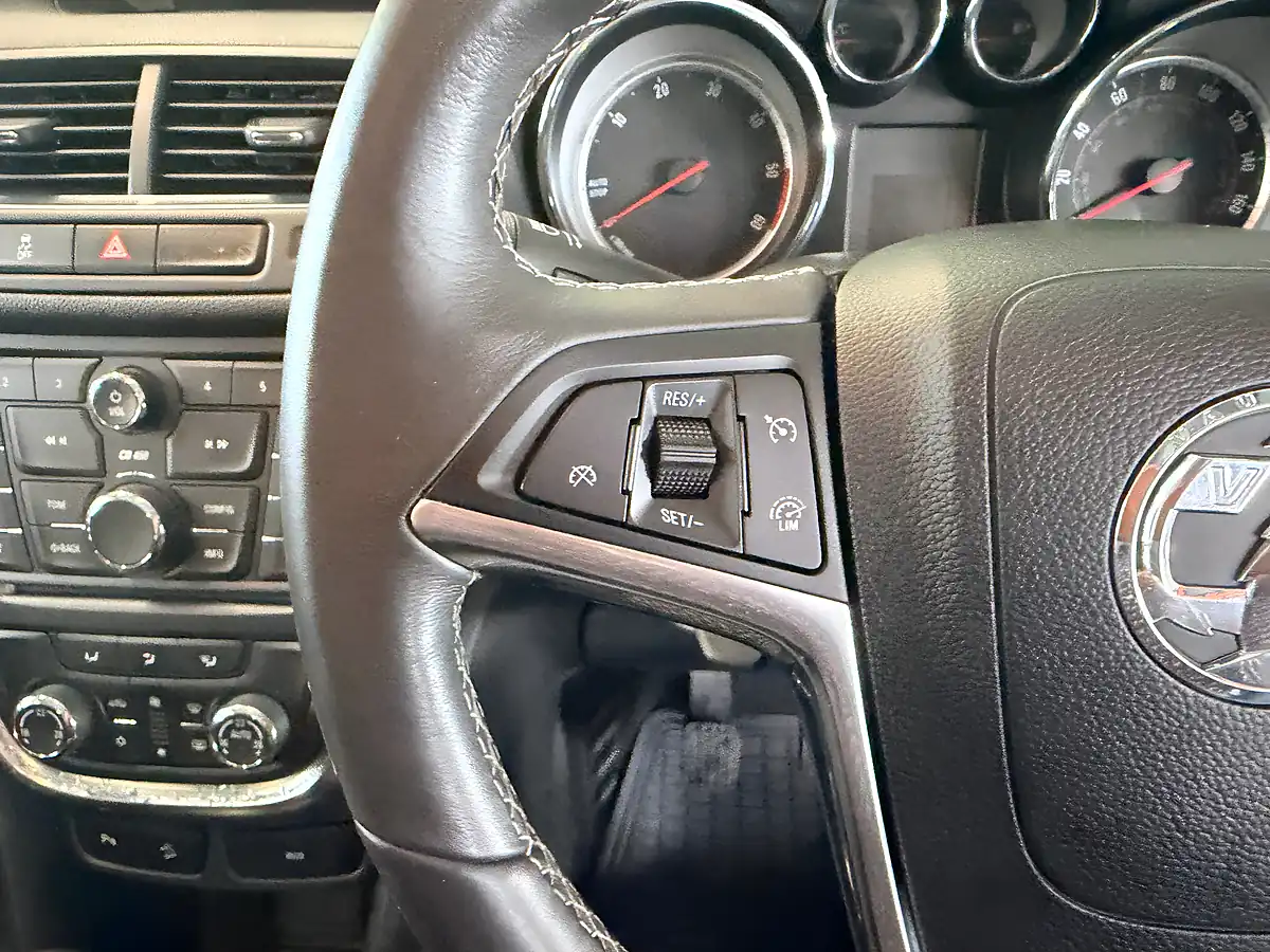 Used 2014 Vauxhall Mokka Exclusiv Black - Interior and Exterior details 14