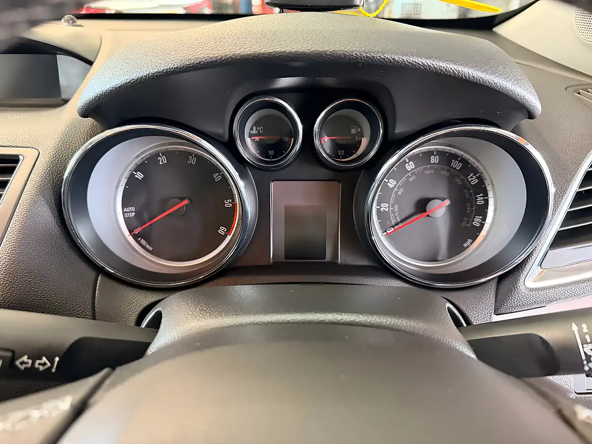 Used 2014 Vauxhall Mokka Exclusiv Black - Interior and Exterior details 15