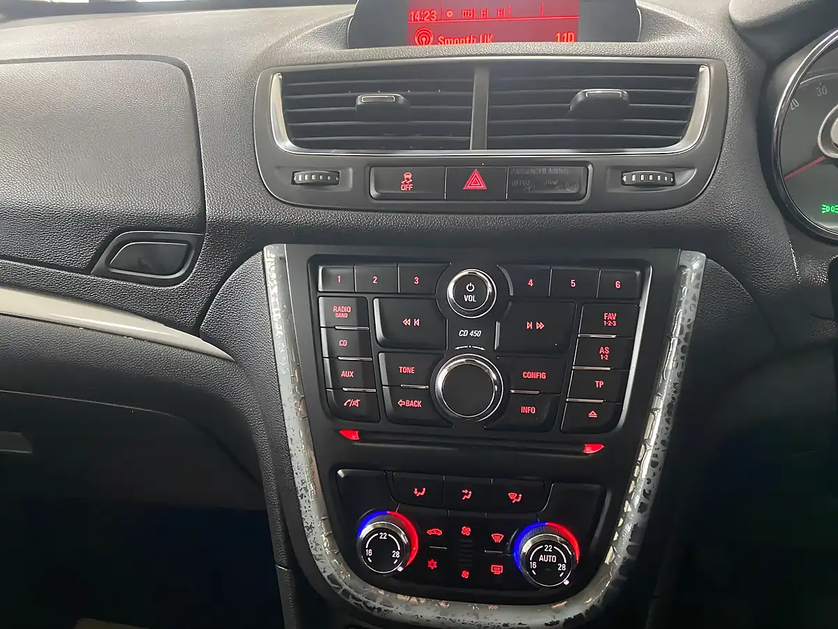 Used 2014 Vauxhall Mokka Exclusiv Black - Interior and Exterior details 13