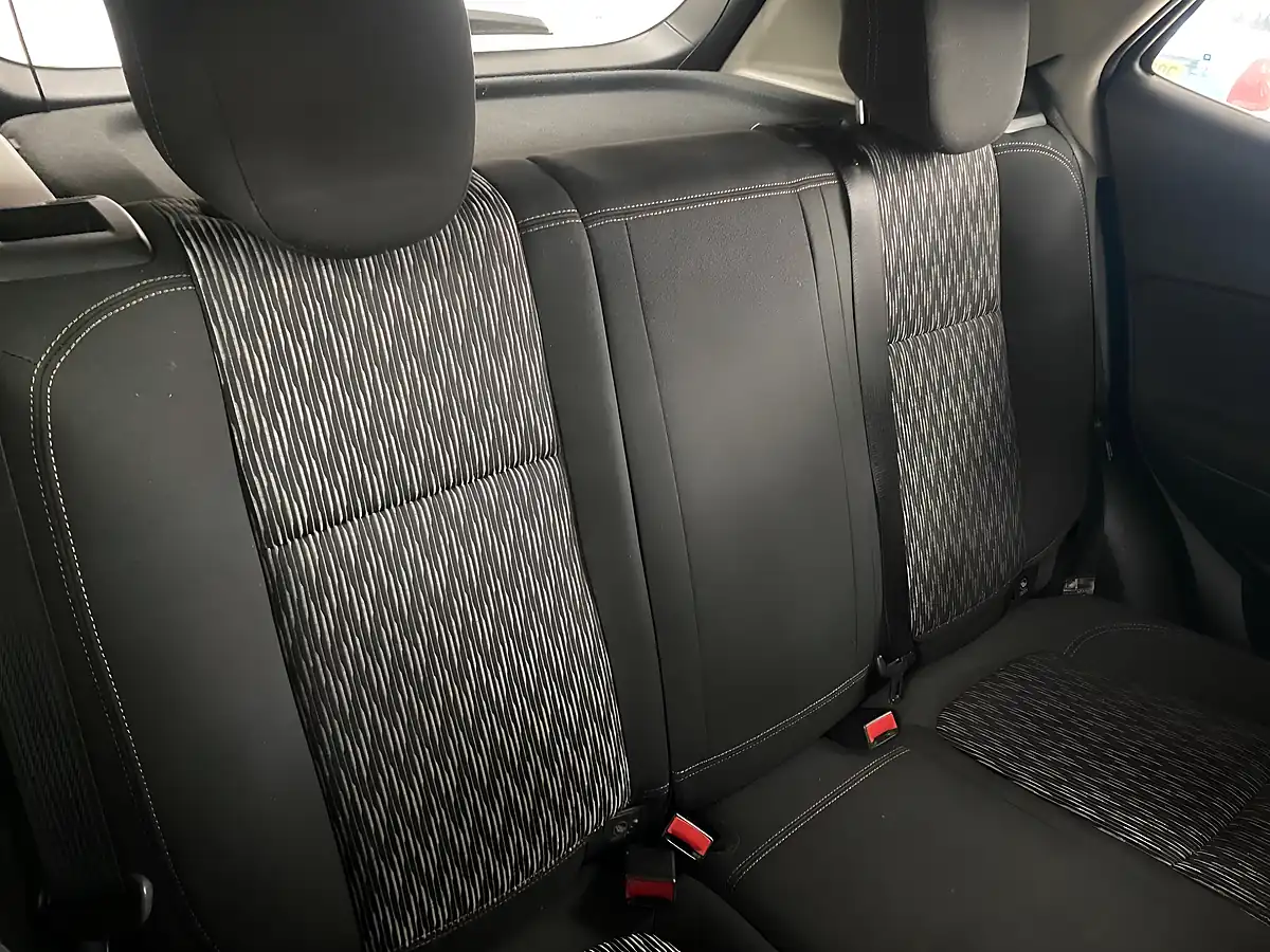 Used 2014 Vauxhall Mokka Exclusiv Black - Interior and Exterior details 14