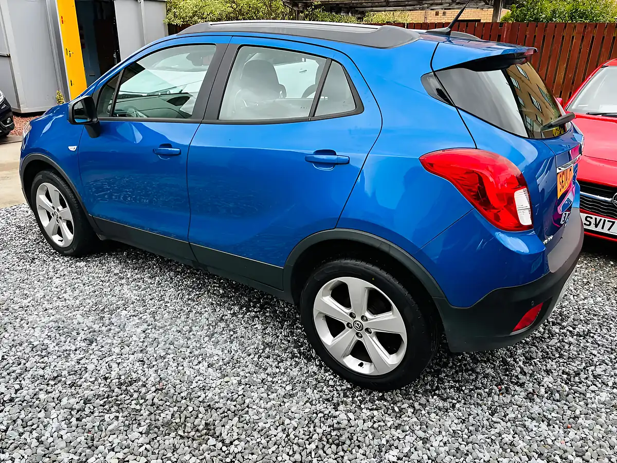 Used 2014 Vauxhall Mokka Exclusiv Blue - Interior and Exterior details 16