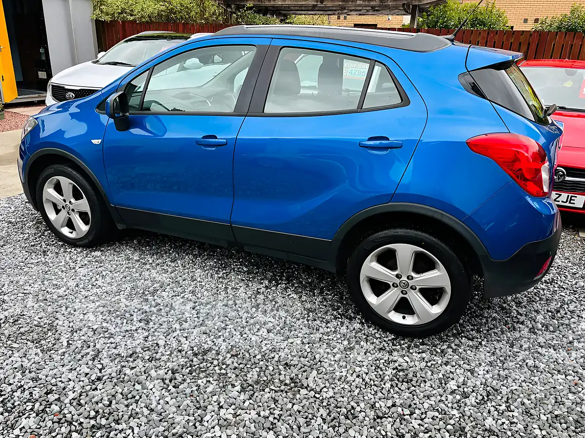 Used 2014 Vauxhall Mokka Exclusiv Blue - Interior and Exterior details 17
