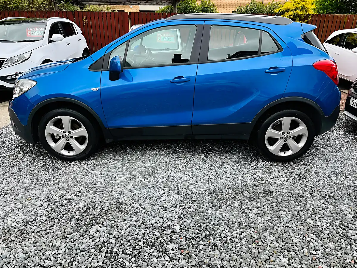 Used 2014 Vauxhall Mokka Exclusiv Blue - Interior and Exterior details 19