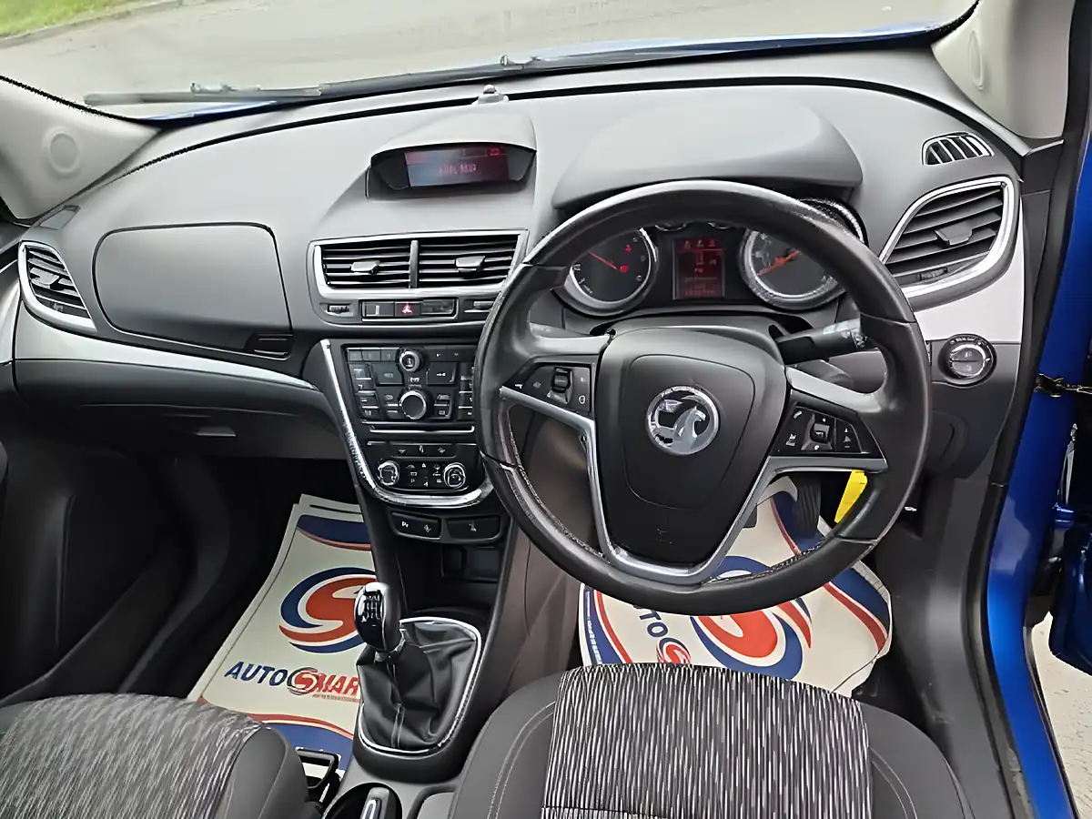 Used 2014 Vauxhall Mokka Exclusiv Blue - Interior and Exterior details 10