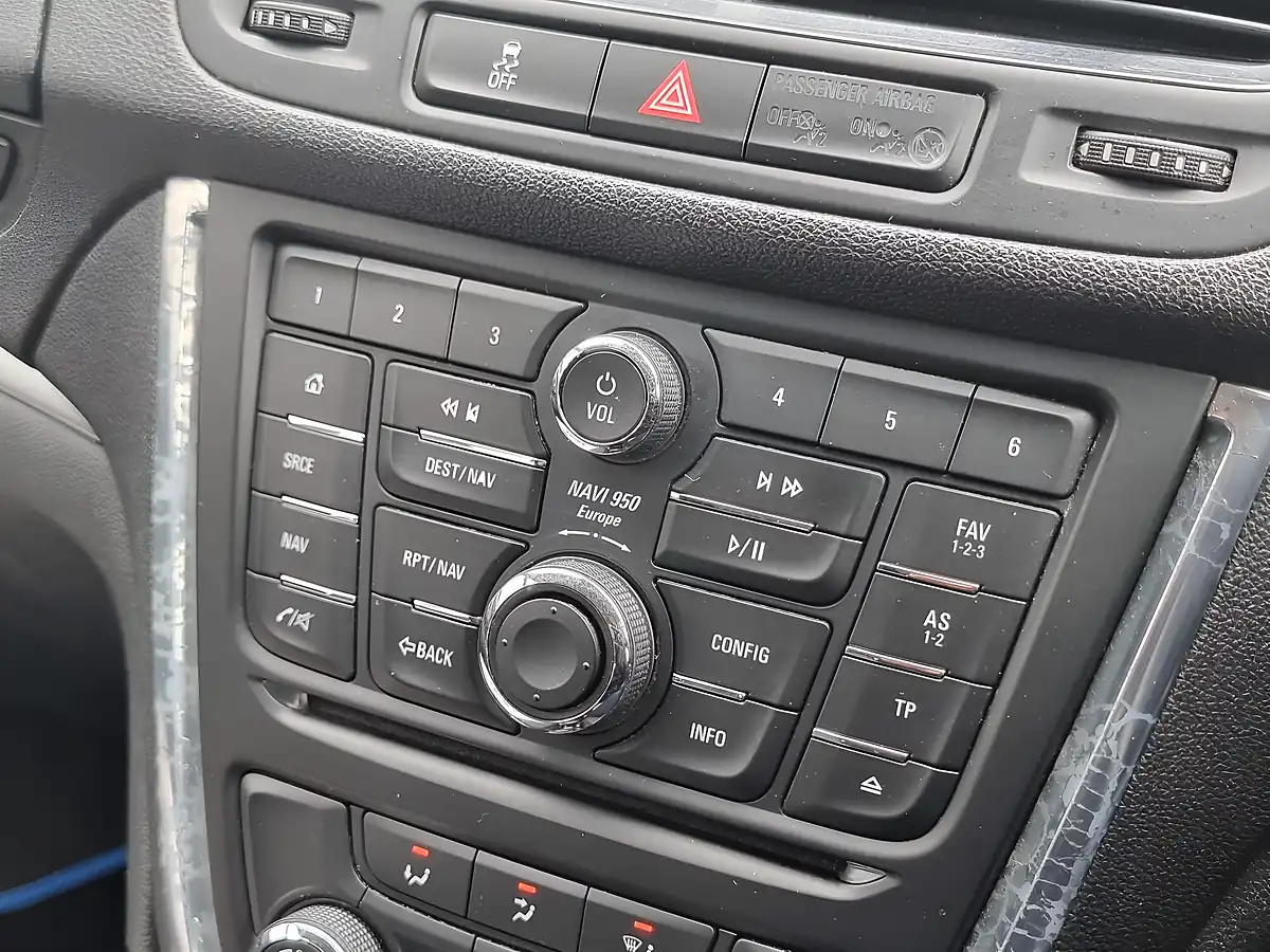 Used 2014 Vauxhall Mokka Exclusiv Blue - Interior and Exterior details 17