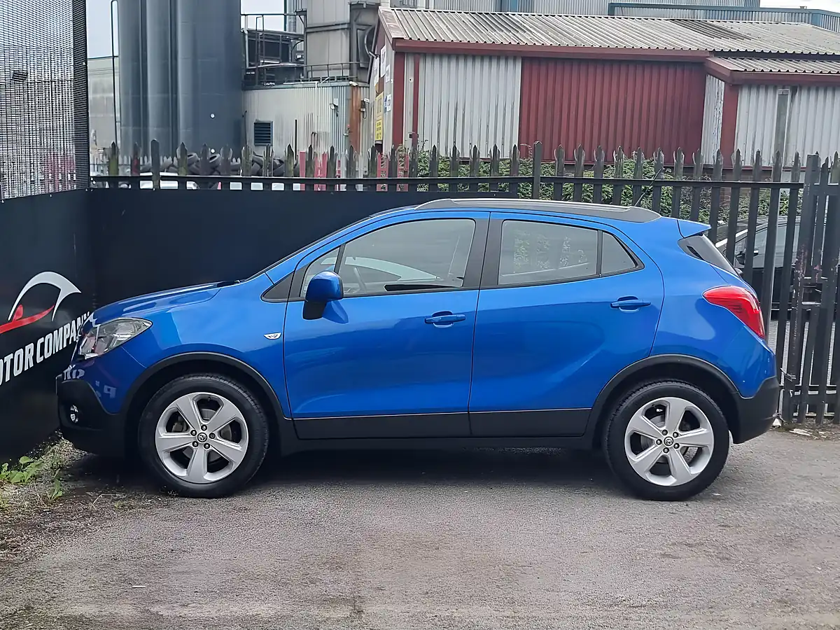 Used 2014 Vauxhall Mokka Exclusiv Blue - Interior and Exterior details 4