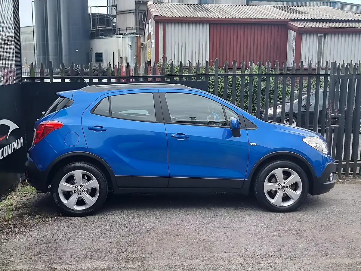 Used 2014 Vauxhall Mokka Exclusiv Blue - Interior and Exterior details 5