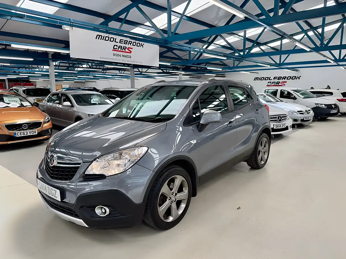 Used 2014 Vauxhall Mokka Exclusiv Grey - Front View