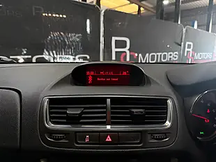 Used 2014 Vauxhall Mokka Exclusiv Silver - Interior and Exterior details 17