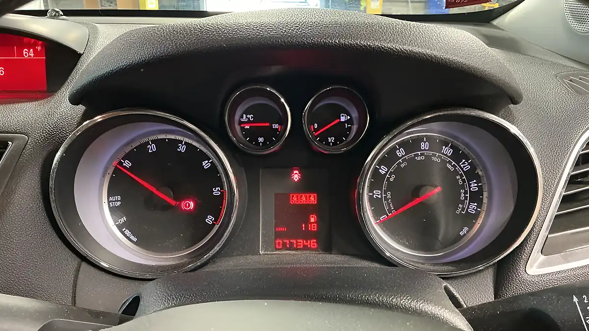 Used 2014 Vauxhall Mokka Exclusiv White - Interior and Exterior details 7