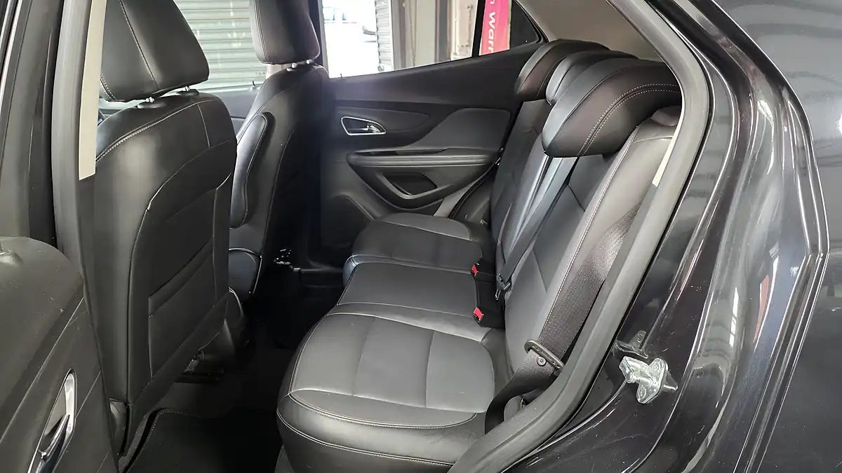 Used 2014 Vauxhall Mokka Se Black - Interior and Exterior details 13