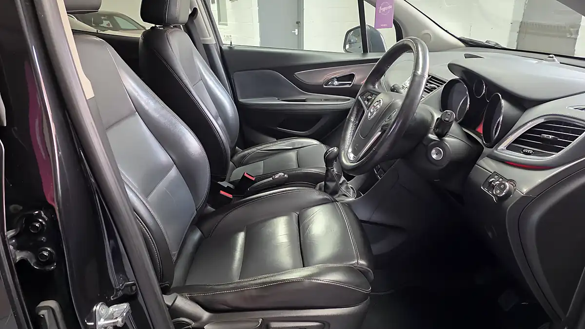 Used 2014 Vauxhall Mokka Se Black - Interior and Exterior details 9