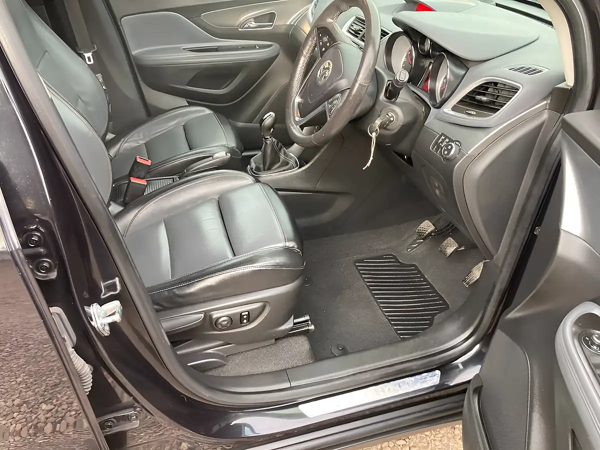 Used 2014 Vauxhall Mokka Se Black - Interior and Exterior details 6